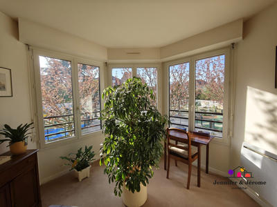 Appartement - 106 m² - 6 pièces