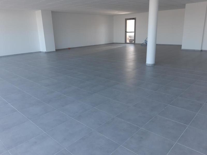 Local d'activité / Entrepôt - 130 m²