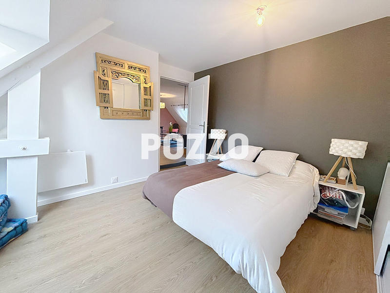 Maison - 140 m² - 7 pièces