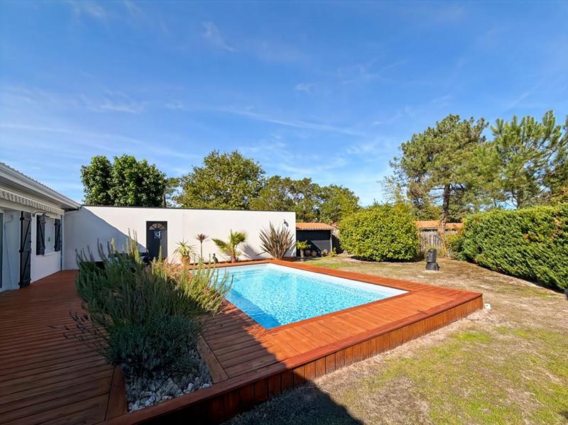 Maison - 121 m² - 4 pièces