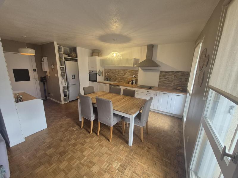 Appartement - 87 m² - 5 pièces