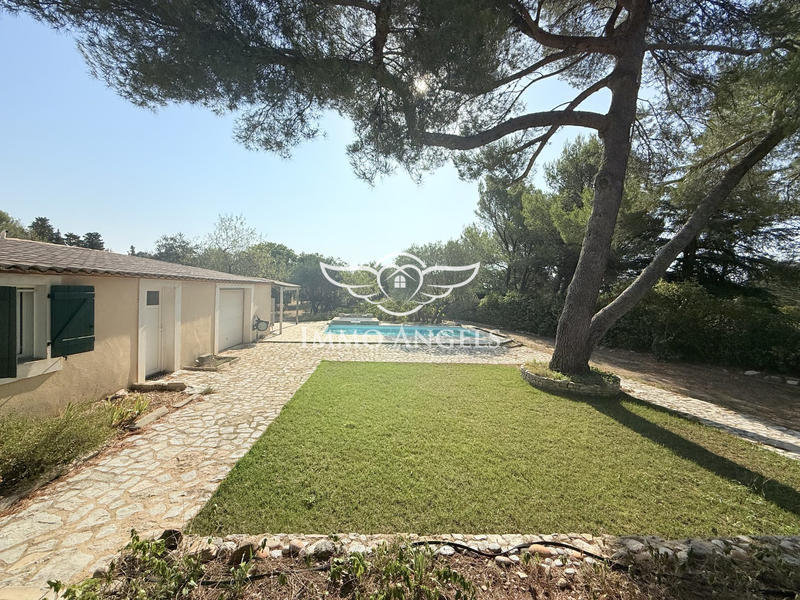 Maison - 137 m² - 6 pièces