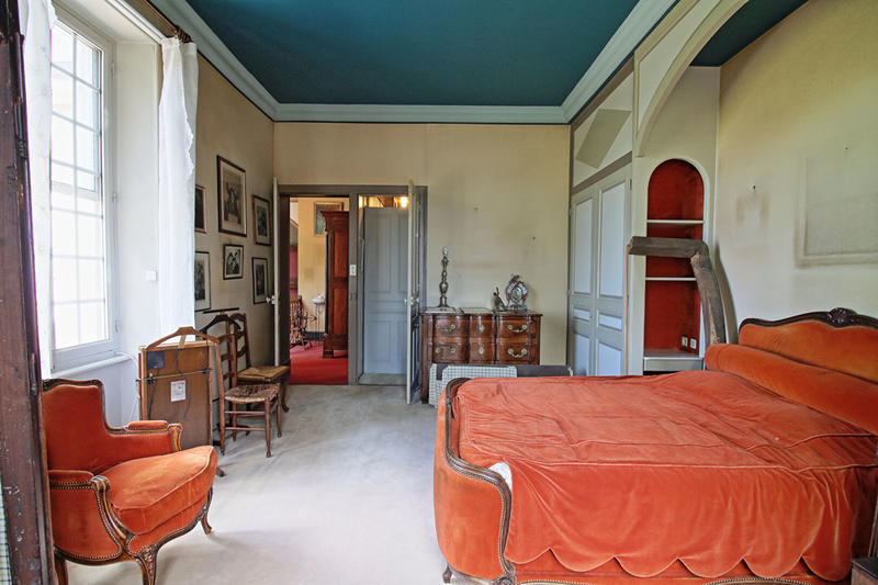 Demeure - 194 m² - 7 pièces