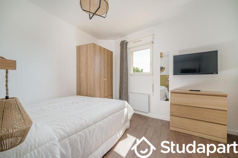 Chambre - 10 m² - 1 pièce