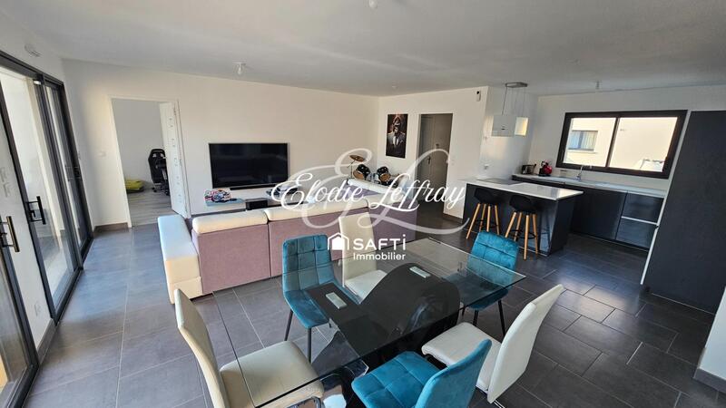 Maison - 110 m² - 4 pièces