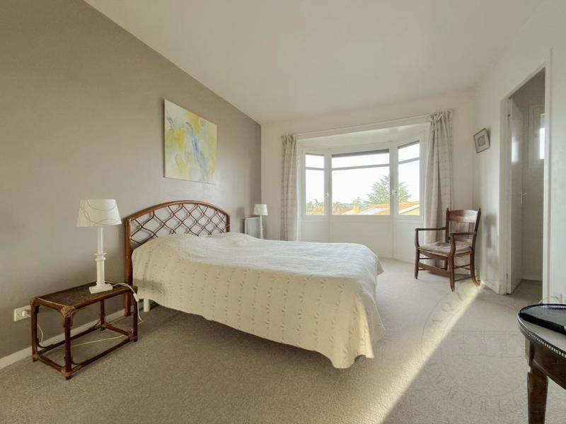 Maison - 151 m² - 6 pièces