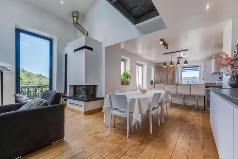 Appartement - 132 m² - 4 pièces