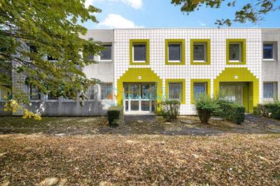 Local d'activités - 385 m²