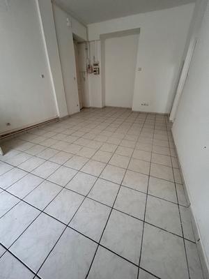 Appartement - 71 m² - 5 pièces