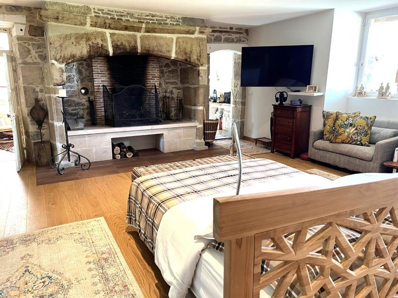 Demeure - 298 m² - 8 pièces