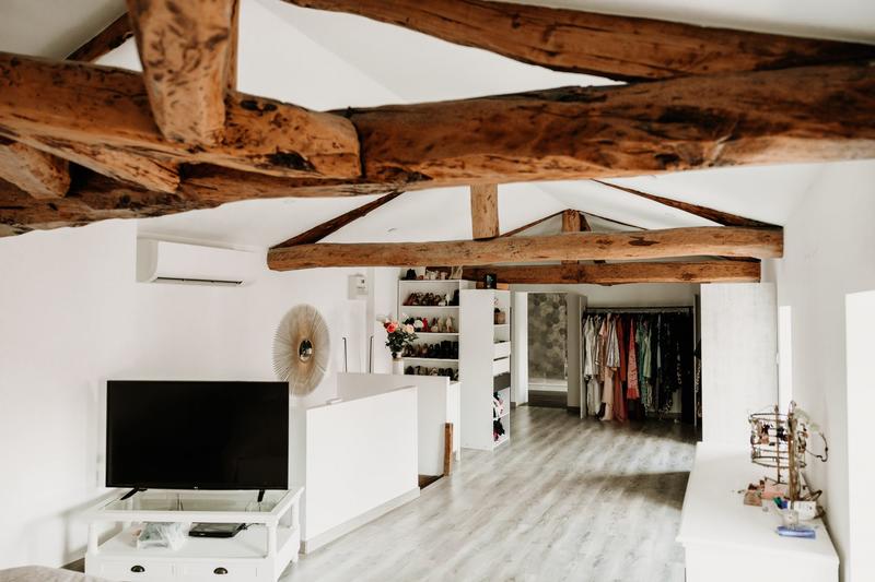 Maison ancienne - 242 m² - 8 pièces