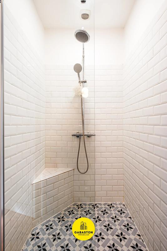 Maison - 193 m² - 7 pièces