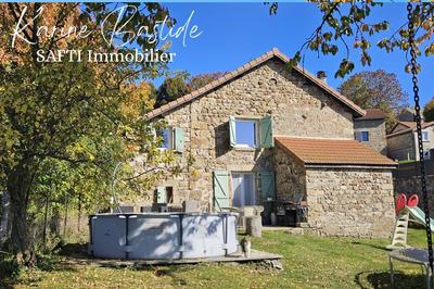 Maison - 95 m² - 7 pièces