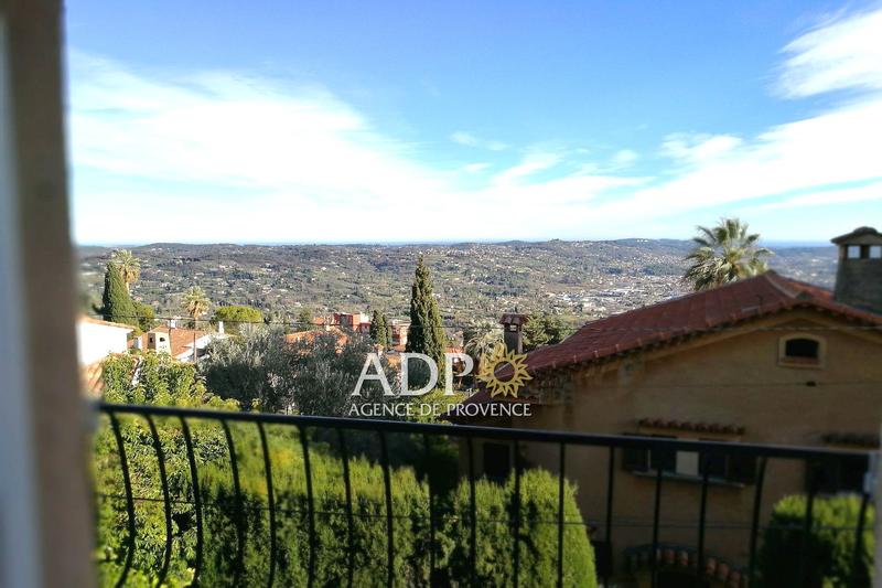 Maison - 96 m² - 5 pièces