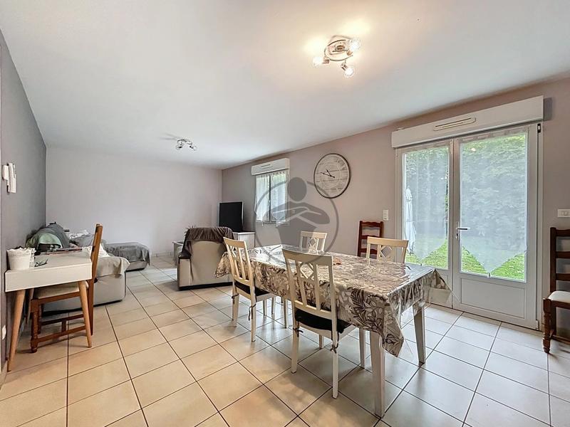 Maison - 163 m² - 8 pièces