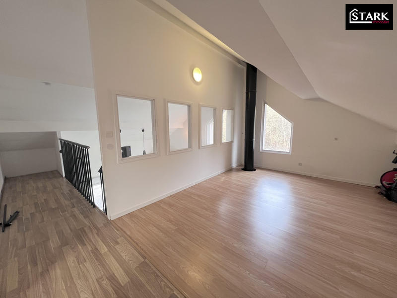 Maison - 105 m² - 5 pièces