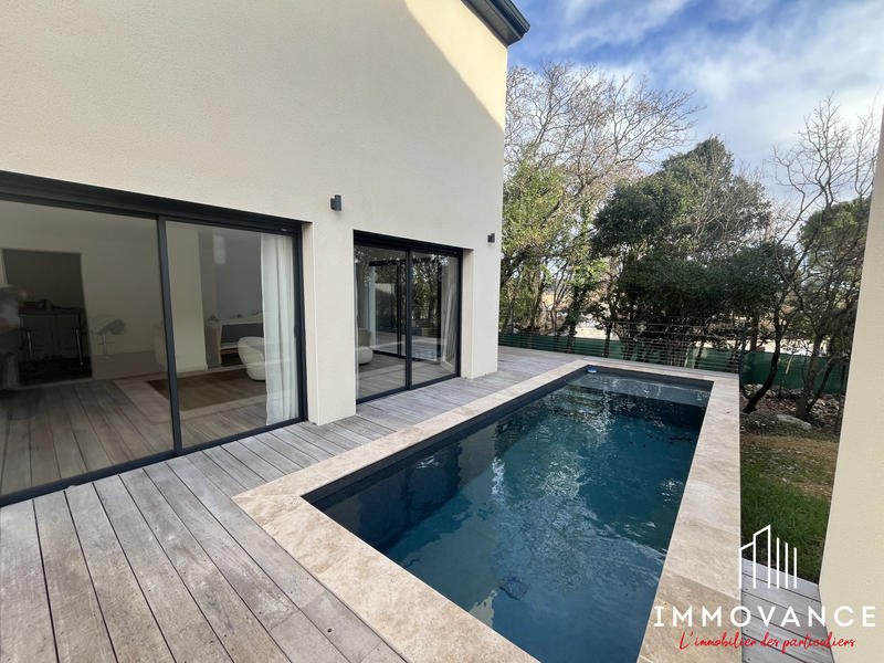 Villa - 104 m² - 4 pièces