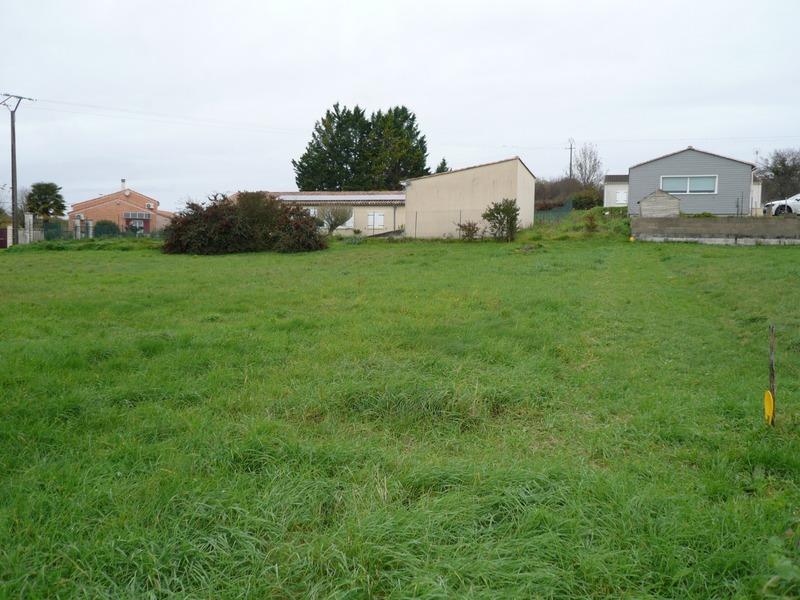 Terrain constructible - 1 347 m²