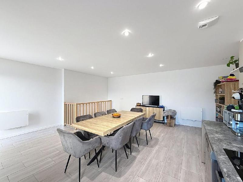 Appartement - 80 m² - 3 pièces