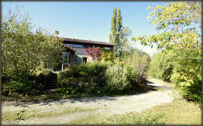 Maison - 180 m² - 5 pièces