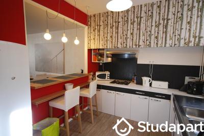 Appartement - 100 m² - 5 pièces