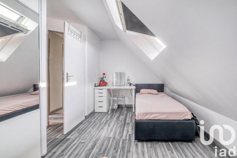 Maison - 127 m² - 7 pièces