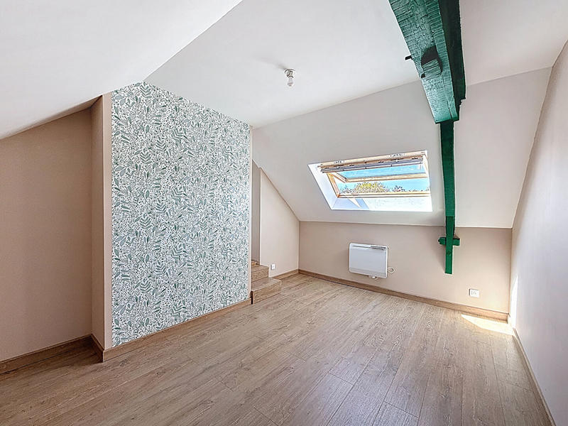 Maison - 110 m² - 4 pièces