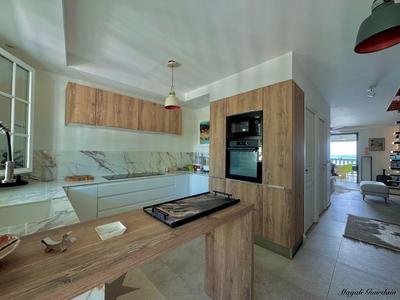 Appartement - 134 m² - 4 pièces