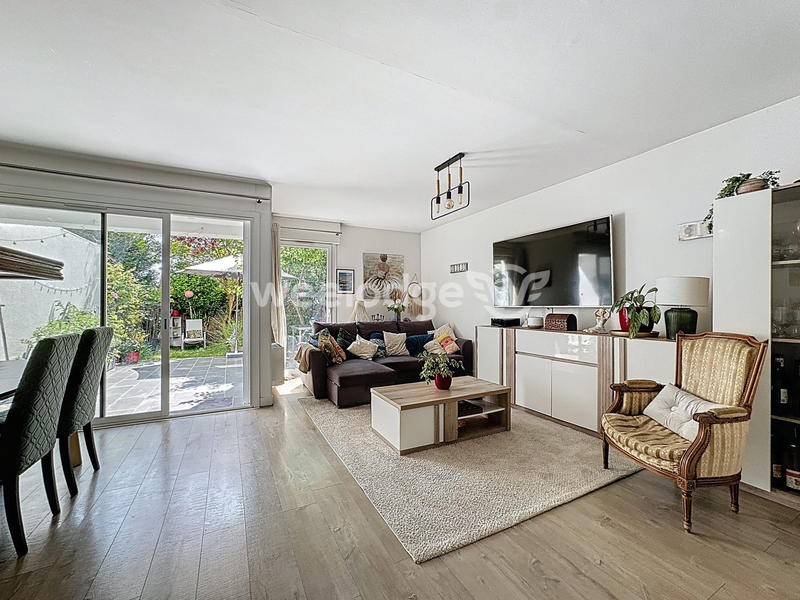 Appartement - 113 m² - 6 pièces