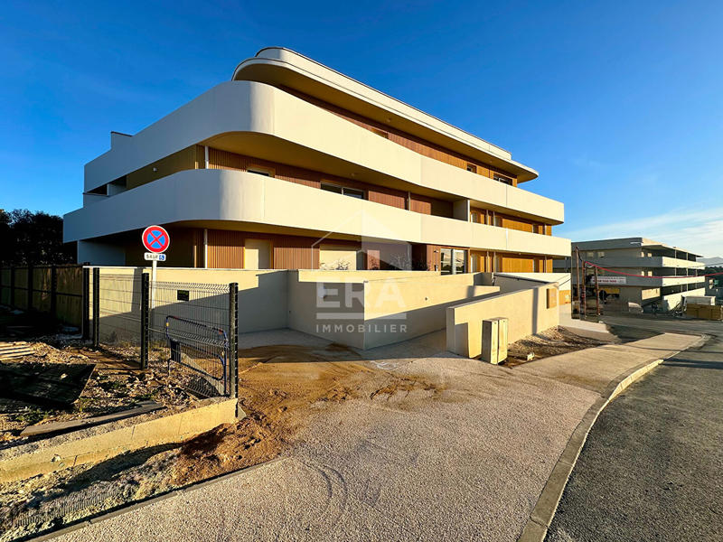 Appartement - 79 m² - 3 pièces