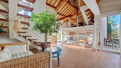 Maison - 178 m² - 5 pièces