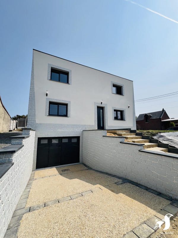 Maison - 113 m² - 4 pièces