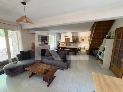 Maison - 118 m² - 4 pièces