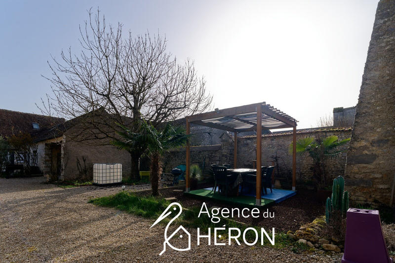 Maison - 189 m² - 6 pièces