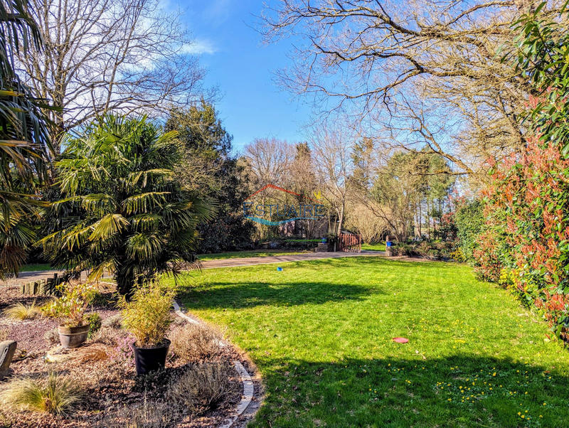 Maison - 122 m² - 5 pièces