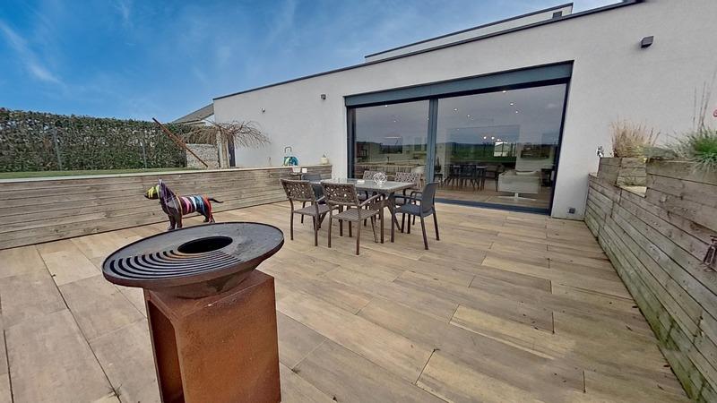 Maison - 189 m² - 7 pièces