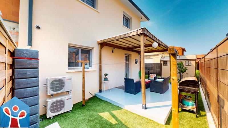 Maison - 88 m² - 4 pièces