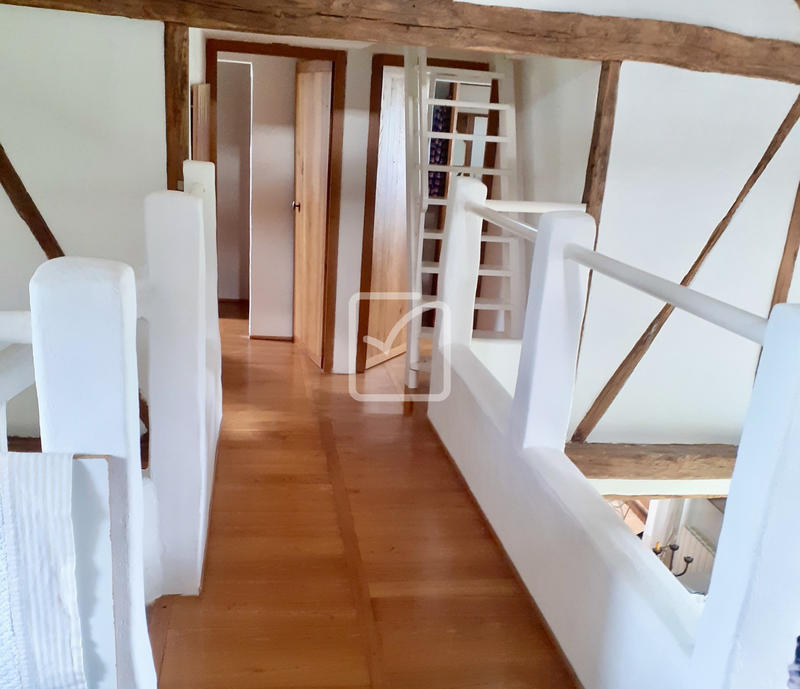 Maison - 290 m² - 11 pièces