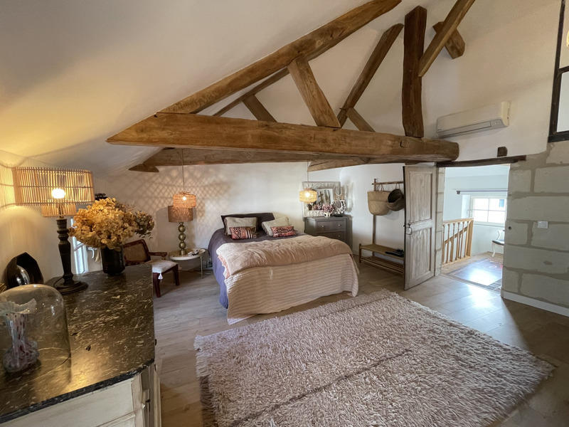 Maison bourgeoise - 250 m² - 8 pièces