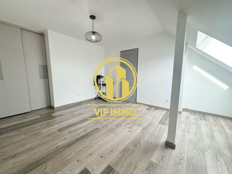 Maison - 180 m² - 5 pièces