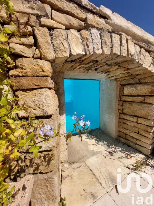 Maison - 1 458 m² - 34 pièces