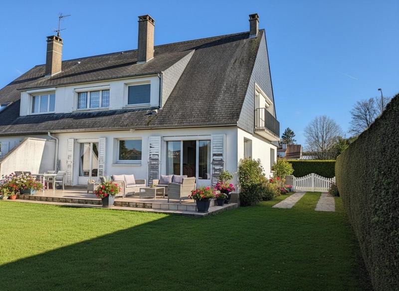 Maison - 150 m² - 6 pièces