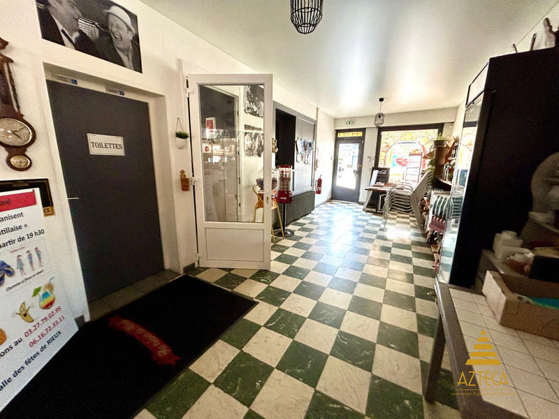 Local commercial - 240 m²