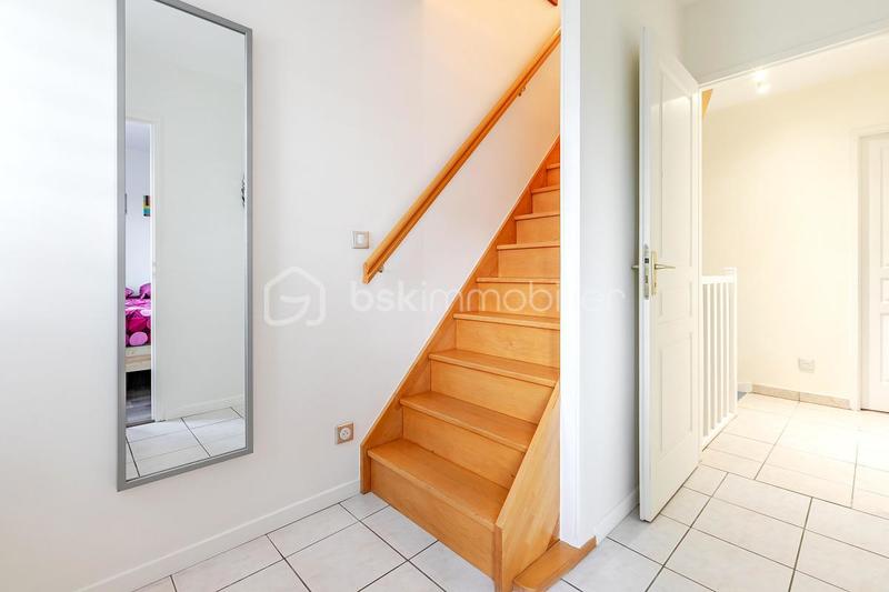 Maison - 84 m² - 5 pièces