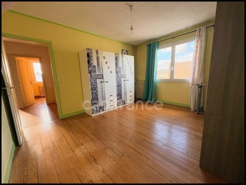 Maison - 137 m² - 7 pièces