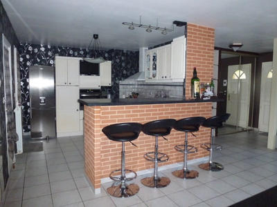 Villa - 100 m² - 4 pièces