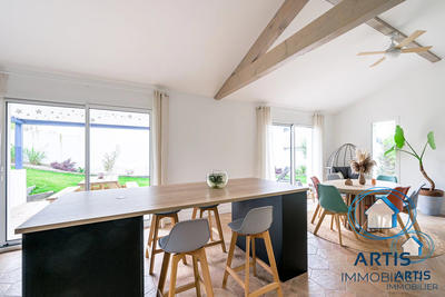 Maison - 140 m² - 4 pièces