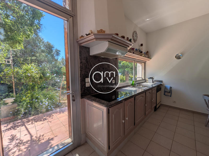 Appartement - 160 m² - 5 pièces