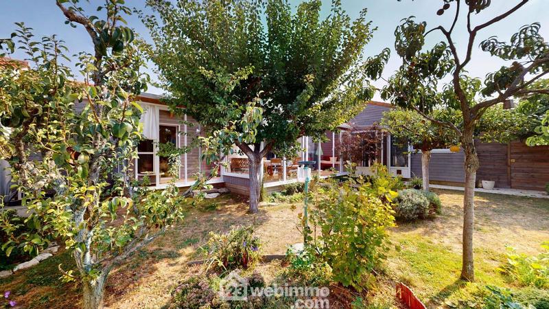 Maison - 110 m² - 5 pièces