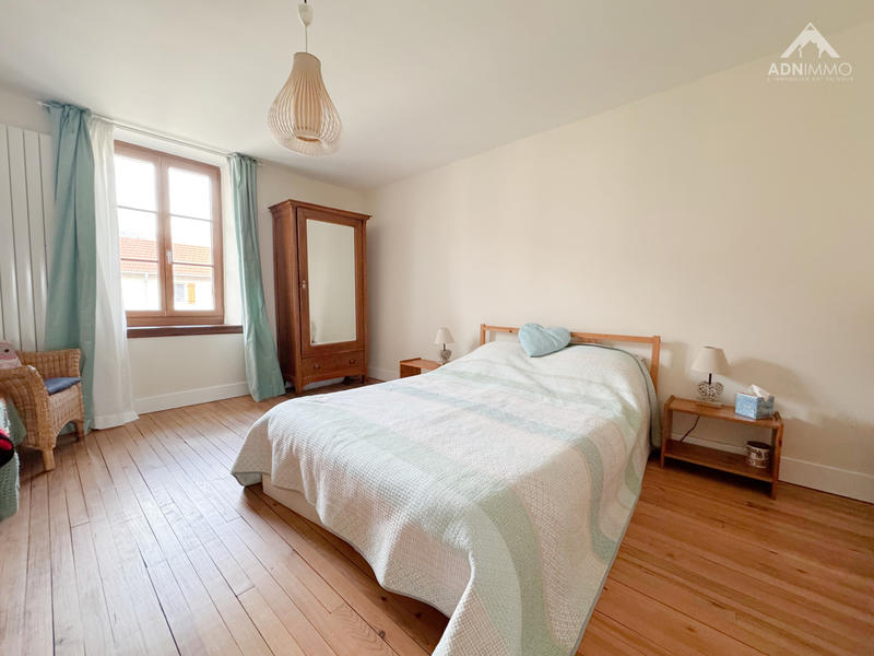 Maison - 429 m² - 10 pièces